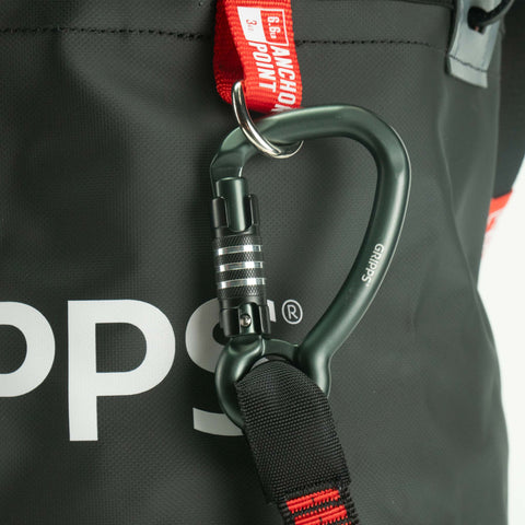 Bungee Tether Triple-Action Carabiner - 18kg / 40lb Bungee Tether Triple-Action Carabiner - 18kg / 40lb