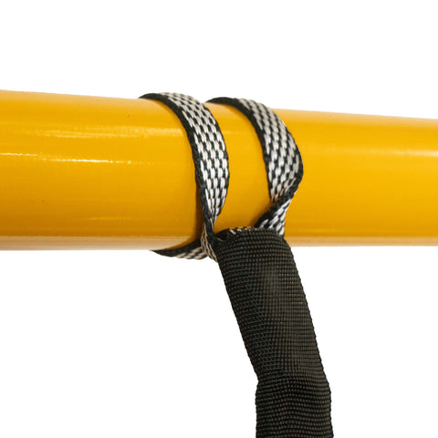 Bungee Tether Triple-Action Carabiner - 18kg / 40lb Bungee Tether Triple-Action Carabiner - 18kg / 40lb